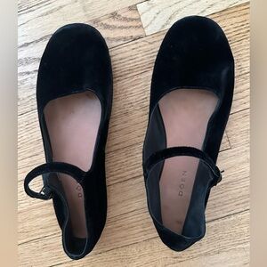 Doen velvet Mary Jane flats in black, 37/7